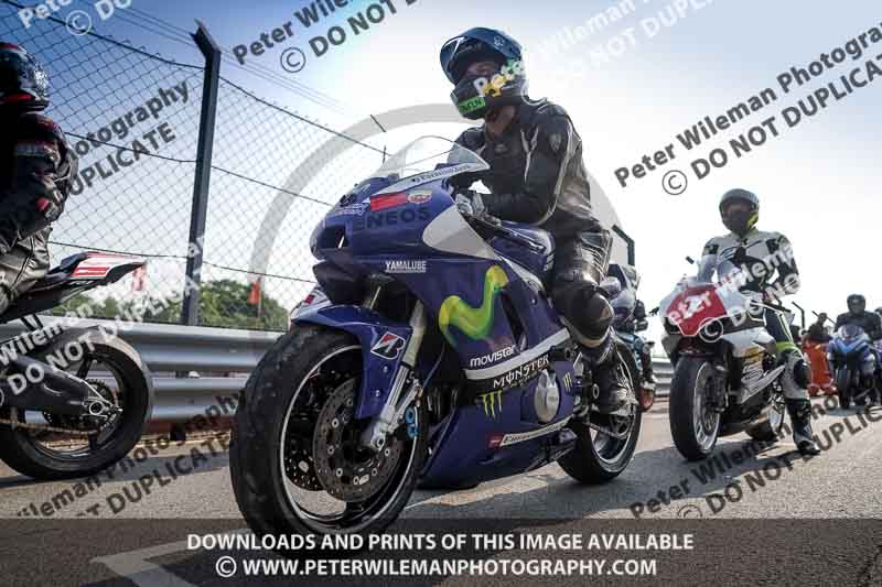donington no limits trackday;donington park photographs;donington trackday photographs;no limits trackdays;peter wileman photography;trackday digital images;trackday photos